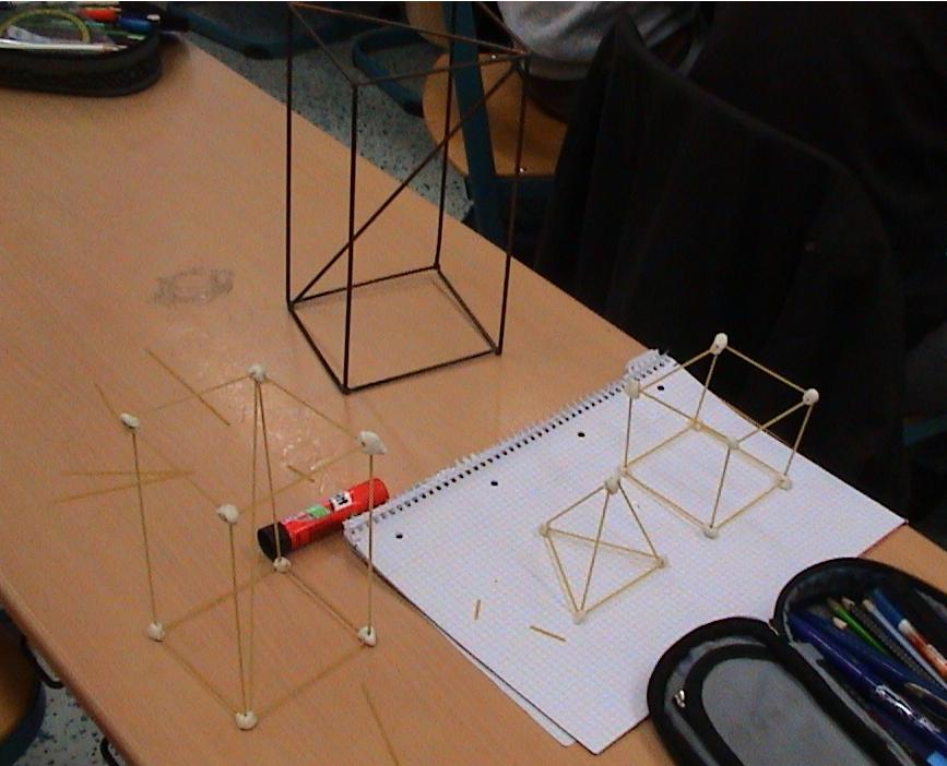 Quader Pyramide und Würfel